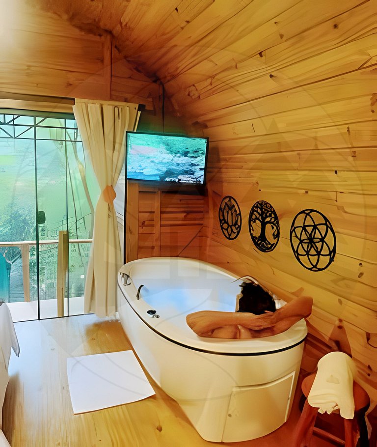 Cabana do Bosque com Hidromassagem e Café da manhã
