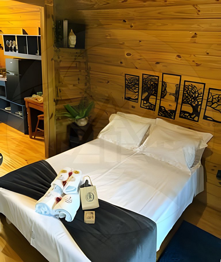 Cabana do Bosque com Hidromassagem e Café da manhã