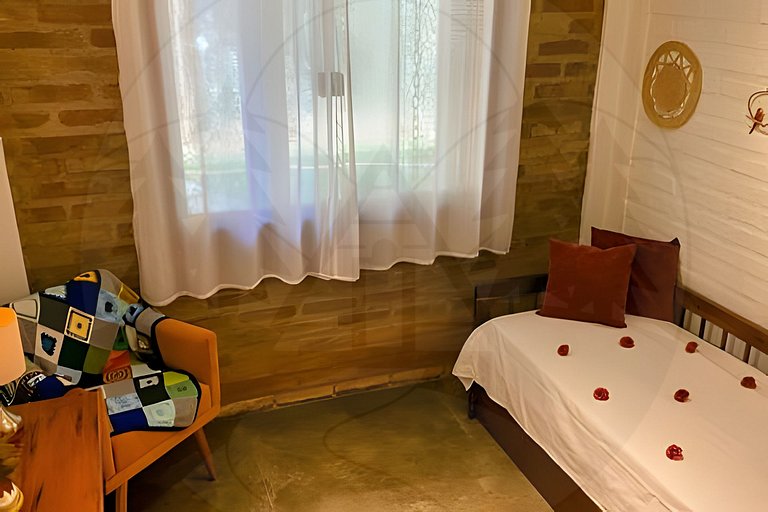 Refúgio com Hidro e Lareira na Serra da Cantareira