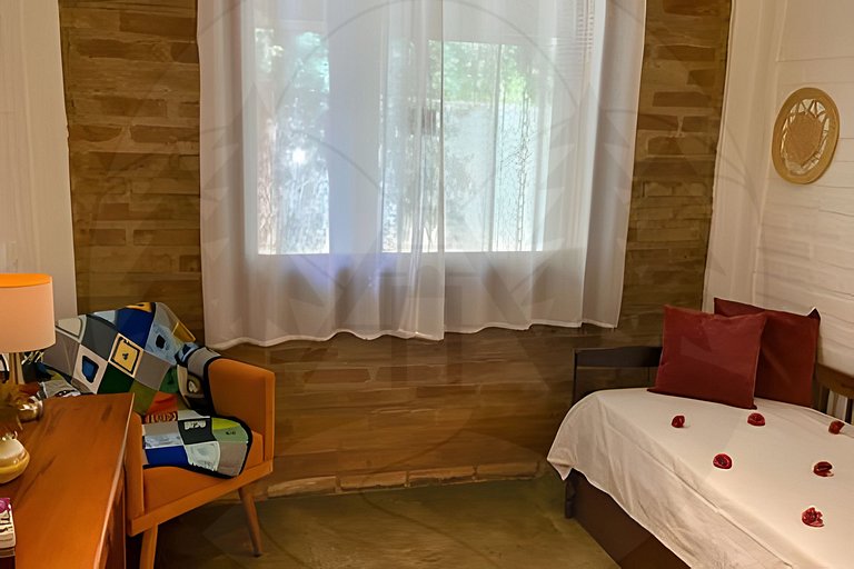 Refúgio com Hidro e Lareira na Serra da Cantareira