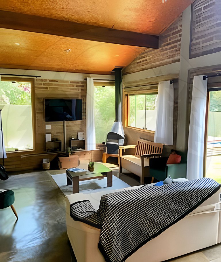 Refúgio com Hidro e Lareira na Serra da Cantareira