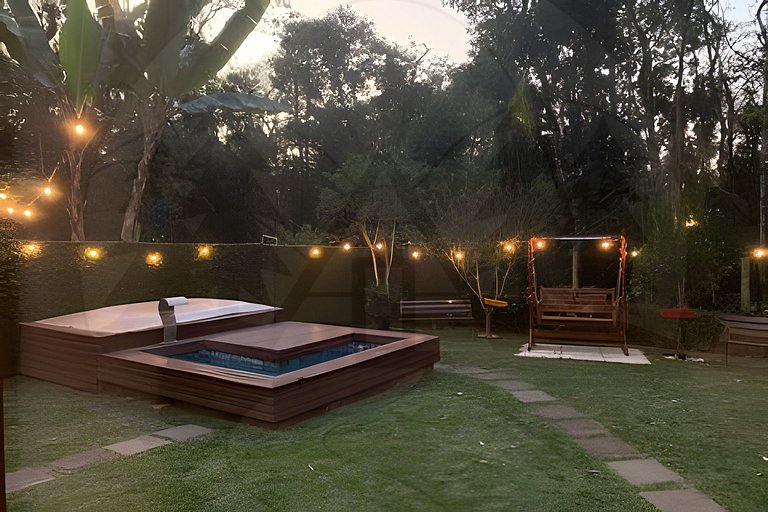 Refúgio com Hidro e Lareira na Serra da Cantareira