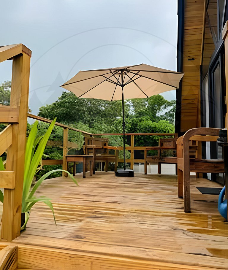 Cabana c/ Hidro, Lareira e Café na Rota do Vinho