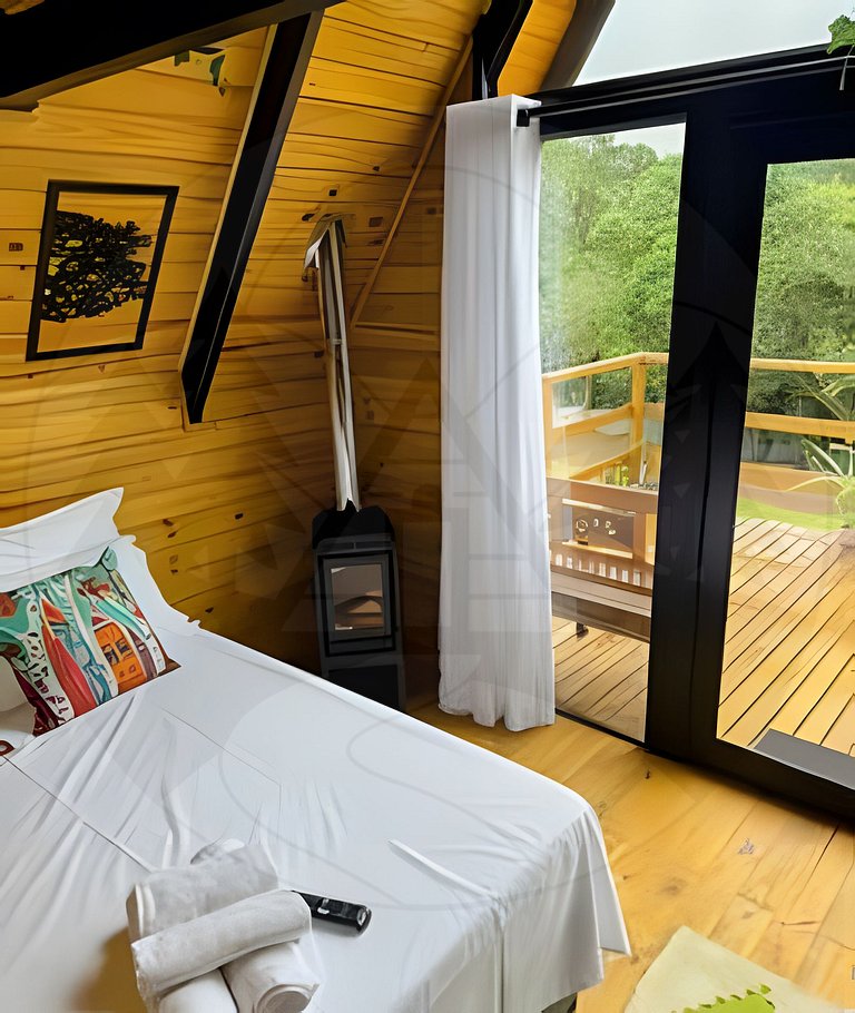 Cabana c/ Hidro, Lareira e Café na Rota do Vinho