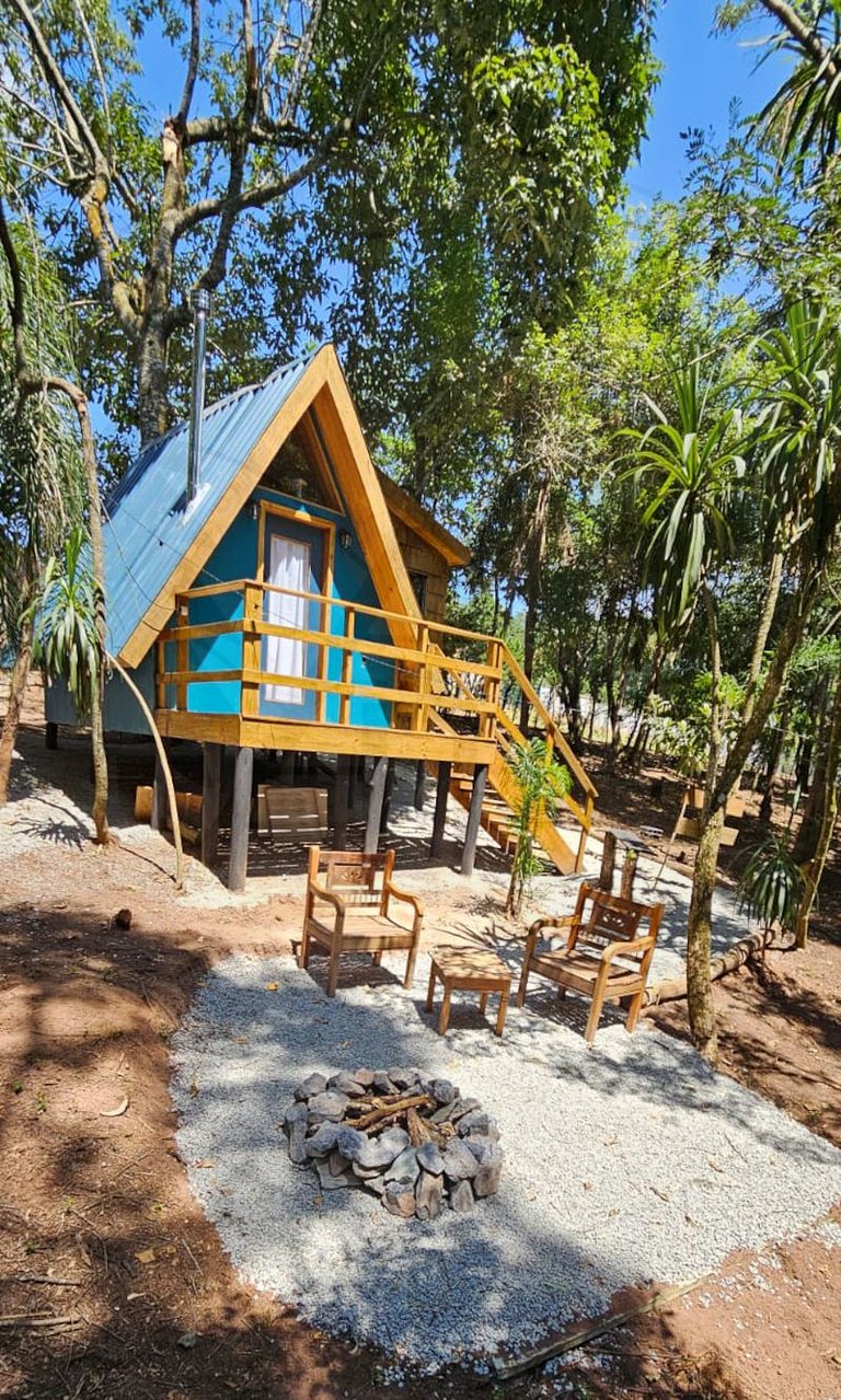 Cabana c/ Hidromassagem e Lareira na Rota do Vinho