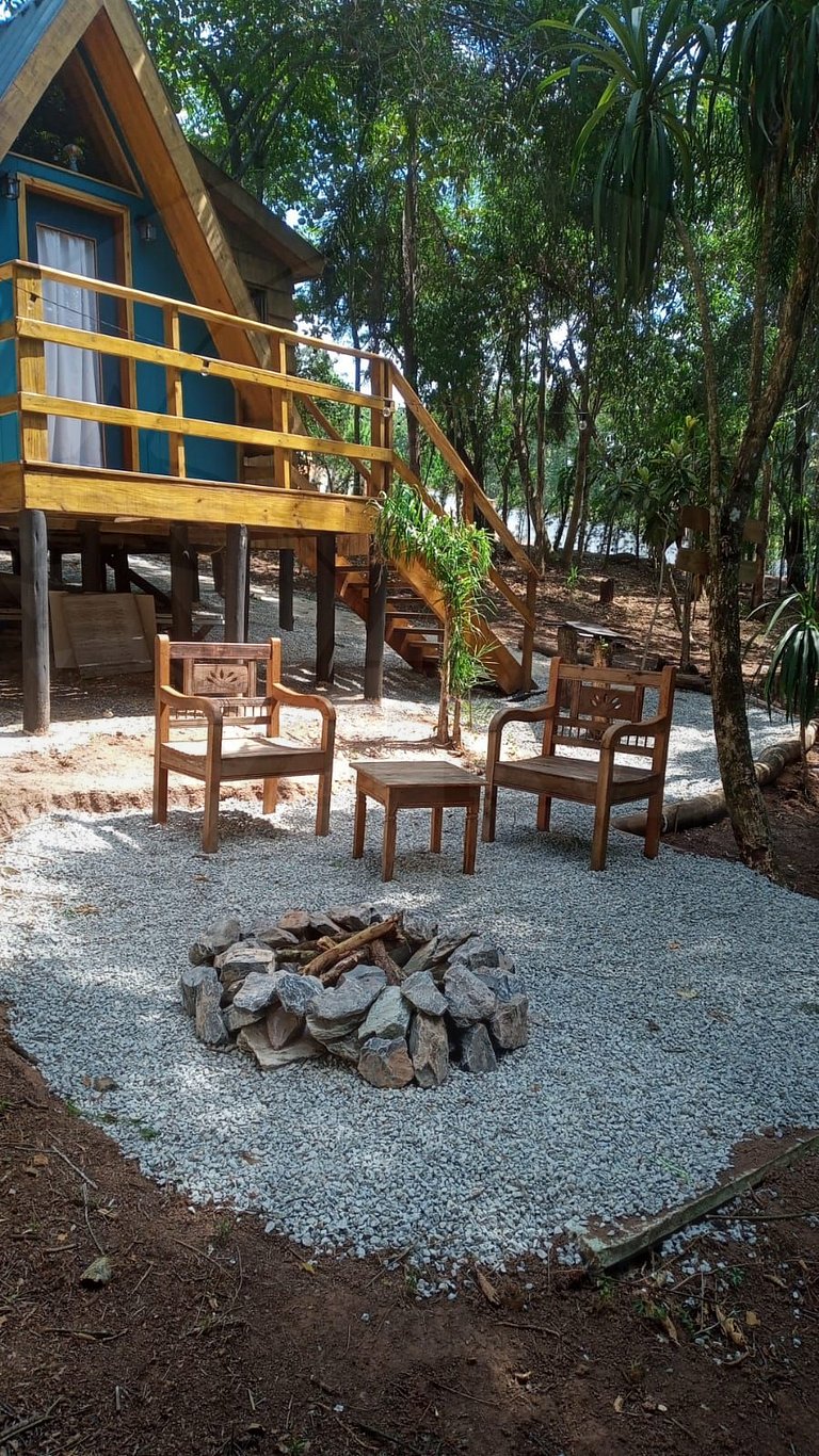 Cabana c/ Hidromassagem e Lareira na Rota do Vinho