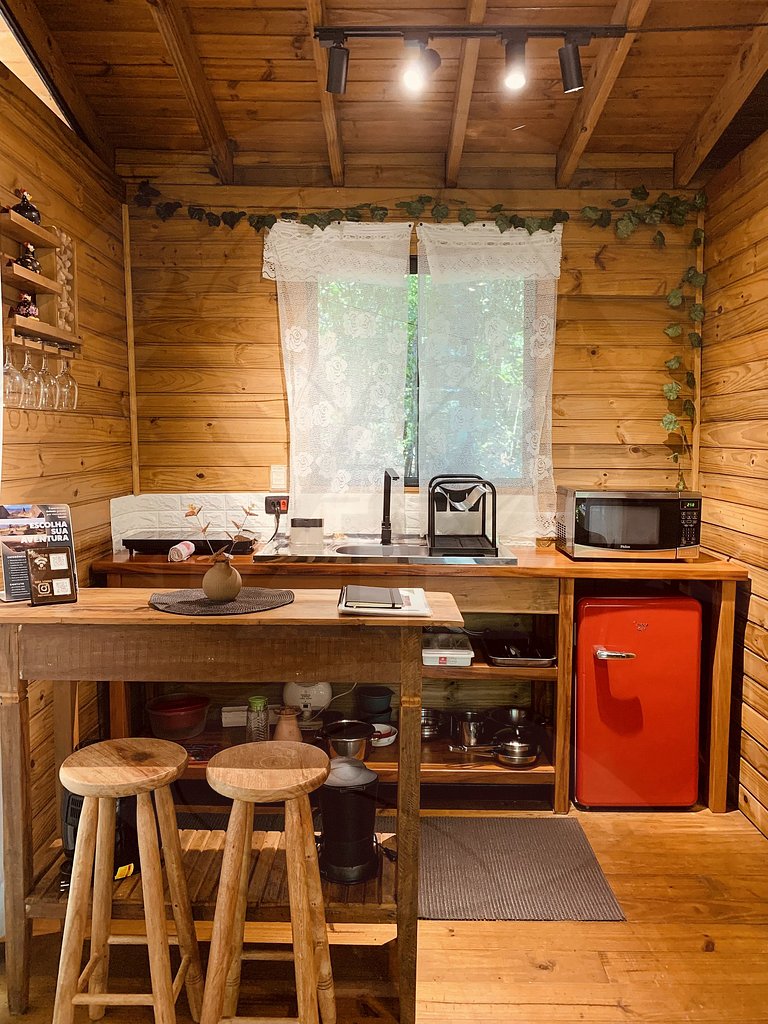 Cabana na Serra da Cantareira com Hidro e Lareira