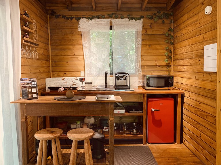 Cabana na Serra da Cantareira com Hidro e Lareira