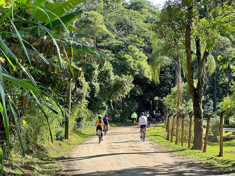 Cabana na Serra da Cantareira com Hidro e Lareira