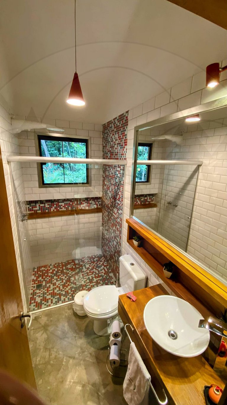 Refúgio com Hidro e Lareira na Serra da Cantareira