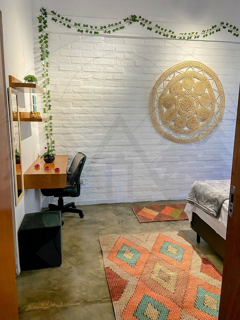 Refúgio com Hidro e Lareira na Serra da Cantareira