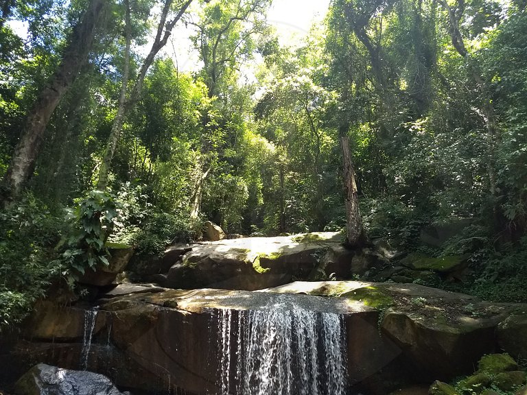 Suíte c/ Hidro, Lareira e Piscina - 20min SP