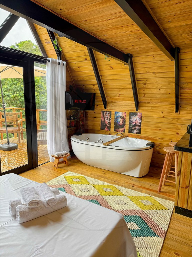 Cabana c/ Hidro, Lareira e Café na Rota do Vinho