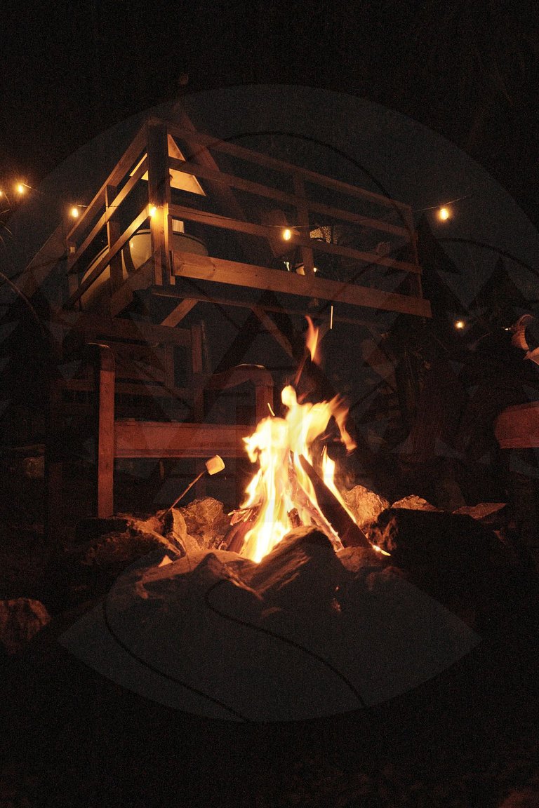 Cabana c/ Banheira e Lareira na Rota do Vinho