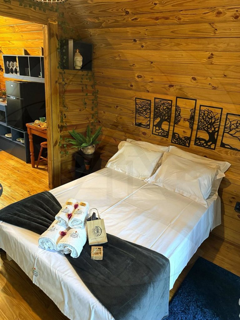 Cabana Barril do Bosque c/ Hidro e Café da manhã