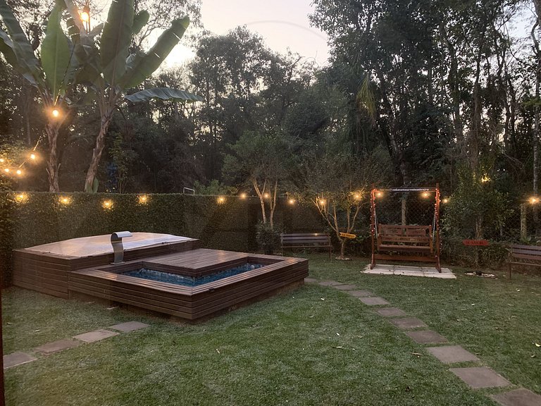 Refúgio com Hidro e Lareira na Serra da Cantareira