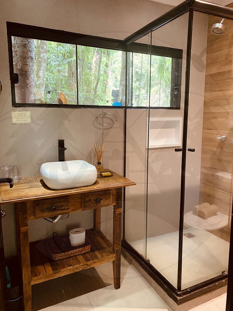 Cabana na Serra da Cantareira com Hidro e Lareira