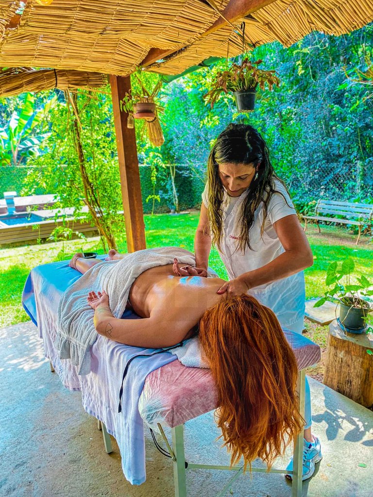 Refúgio com Hidro e Lareira na Serra da Cantareira