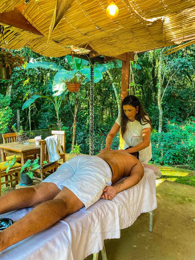 Refúgio com Hidro e Lareira na Serra da Cantareira