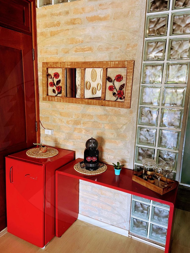 Suíte c/ Café, Hidro, Lareira e Piscina - 20min SP