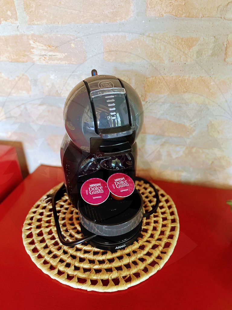 Suíte c/ Café, Hidro, Lareira e Piscina - 20min SP