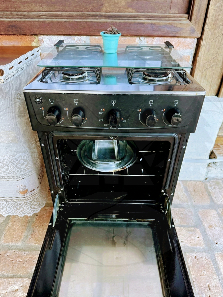 Suíte c/ Café, Hidro, Lareira e Piscina - 20min SP